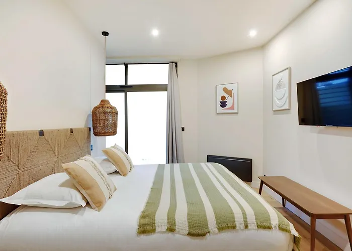 Spacious - 2br-10p - Place D'italie *